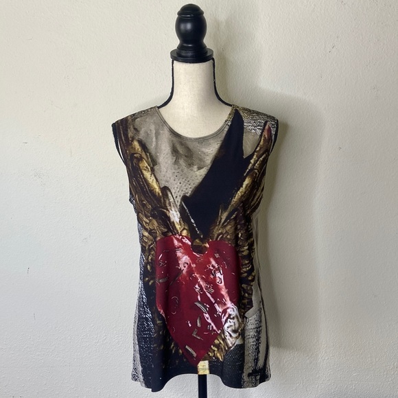 Carla Fairchild Tops - Custom Heart With Wings Tank Top ♥️